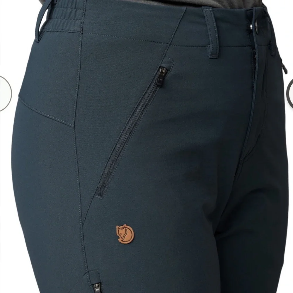 Fjallraven Abisko Winter Stretch Pants in Dark Navy US 6 - Picture 2 of 9